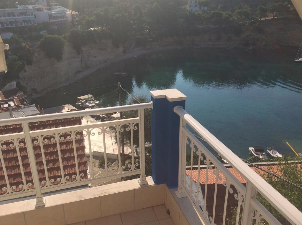 Kostas Rooms Votsi  Dış mekan fotoğraf