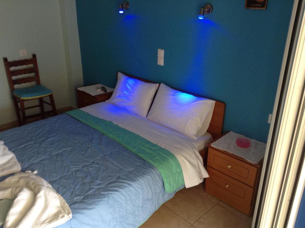 Kostas Rooms Votsi  Oda fotoğraf